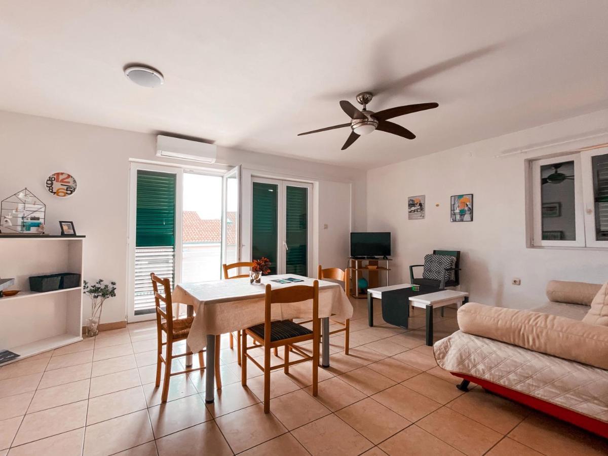 Sali Modern Seaview Apartment エクステリア 写真