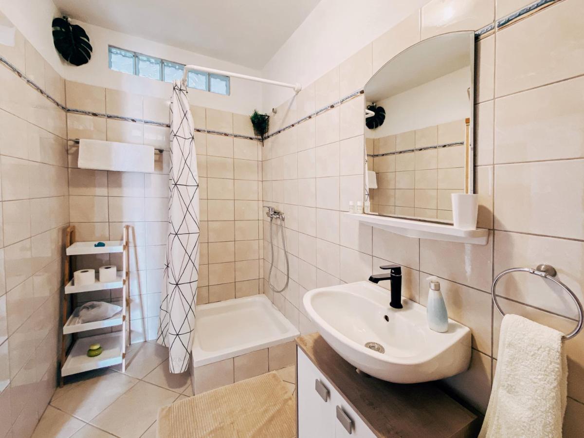 Sali Modern Seaview Apartment エクステリア 写真