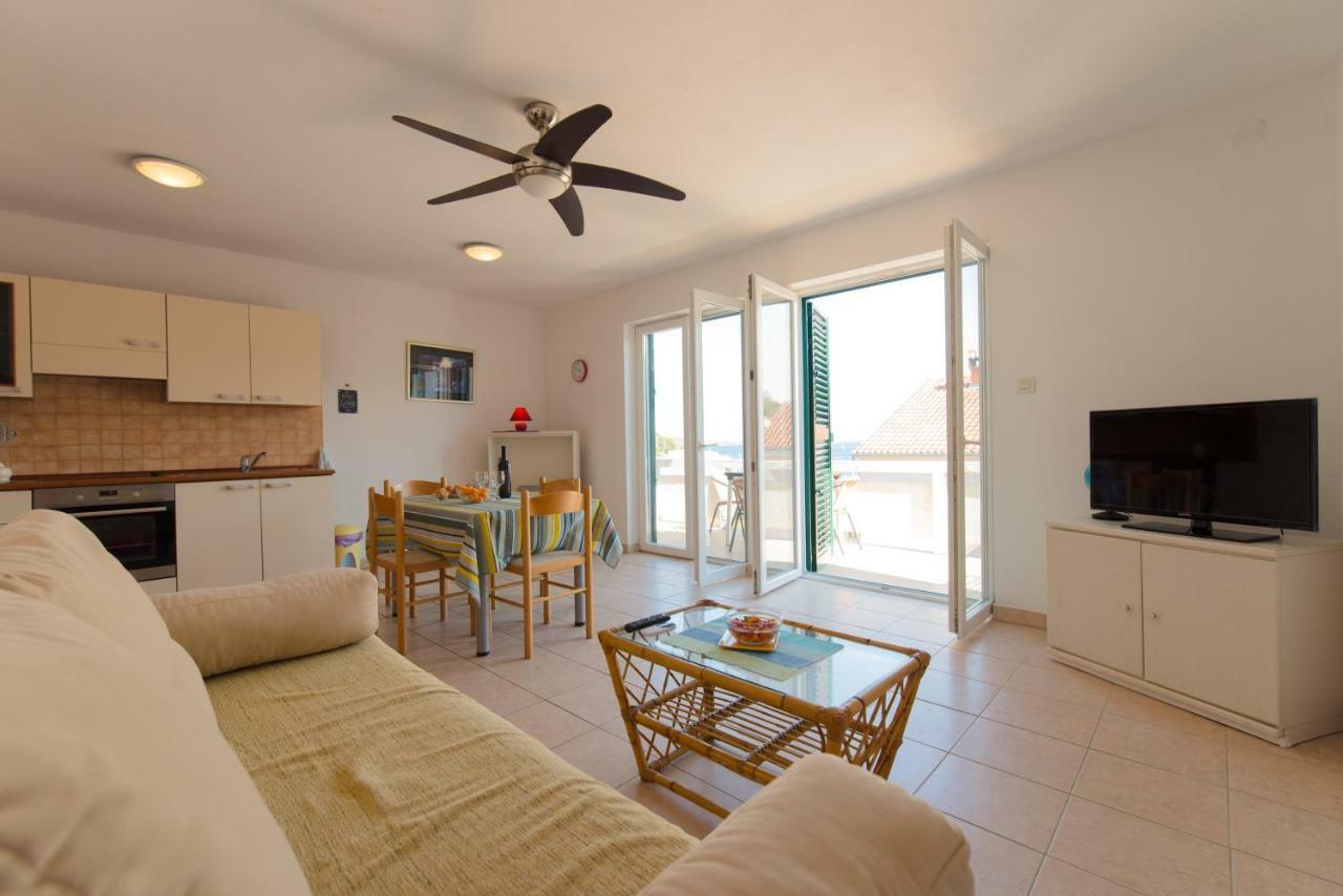 Sali Modern Seaview Apartment エクステリア 写真